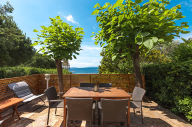 villa louer proche bord de mer cavaliere