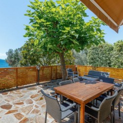 Location Villa Cavalire - Votre Oasis de Rve sur la Cote d'Azur