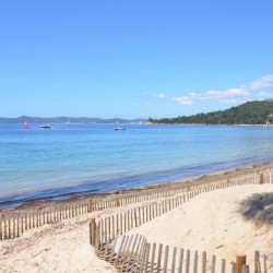  Succombez au Charme d'une Villa avec Plage Prive pour vos Vacances de Rve